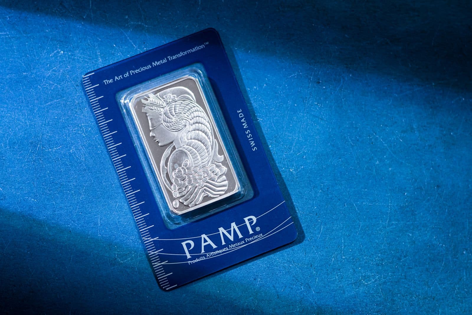 Platinum bullion